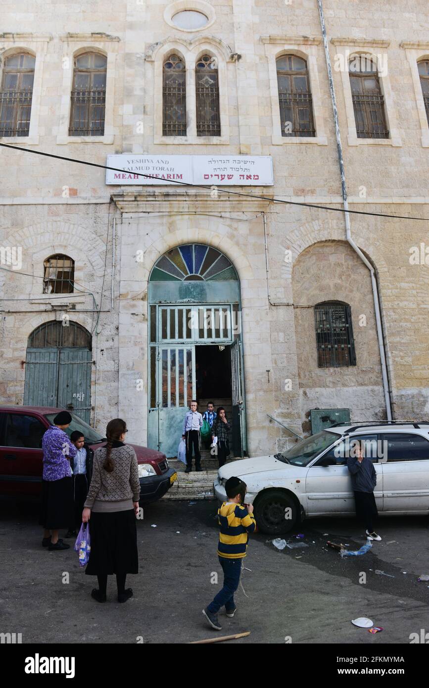 Yeshiva et Talmud Torah à MEA Shearim, Jérusalem, Israël. Banque D'Images