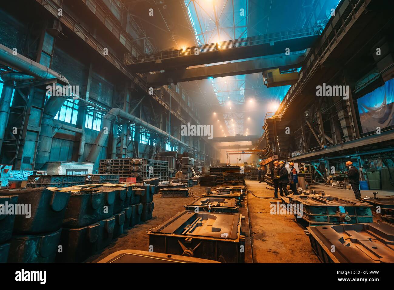 Atelier intérieur de l'usine métallurgique pour le moulage du fer et la transformation des produits métalliques, Foundry Factory, Steelmaking. Banque D'Images
