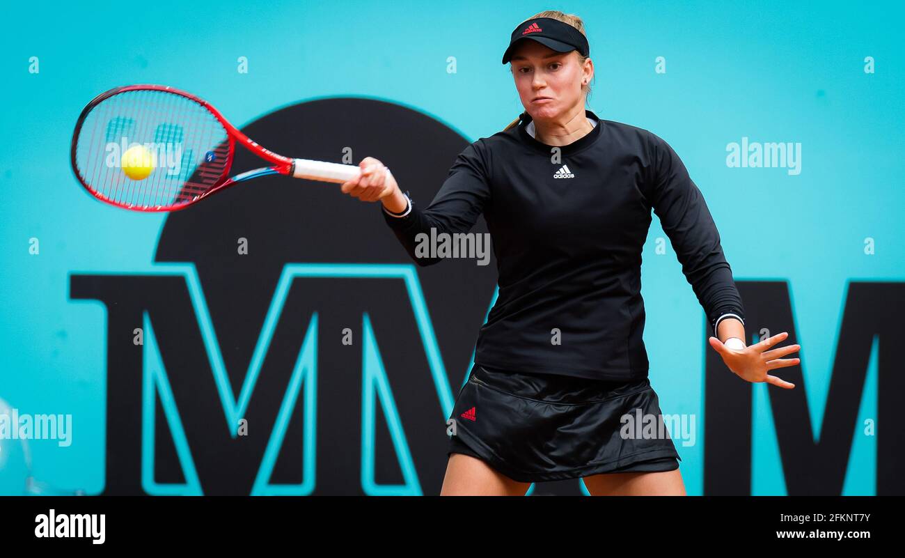 Elena Rybakina de Kazakstan lors du deuxième tour de la Mutua Madrid Open 2021, Masters 1000 tournoi de tennis le 2 mai 2021 à la Caja Magica à Madrid, Espagne - photo Rob Prange / Espagne DPPI / DPPI / LiveMedia Banque D'Images
