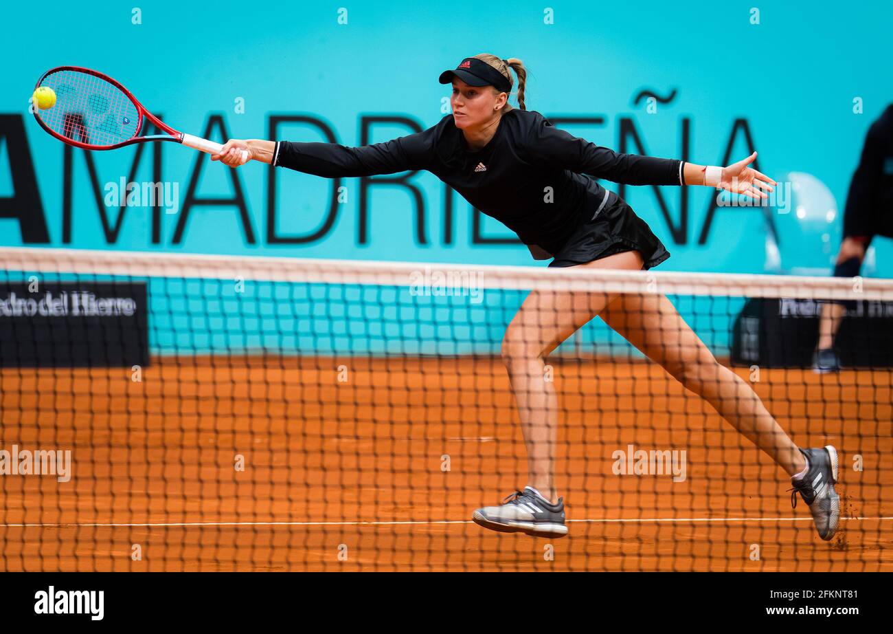 Elena Rybakina de Kazakstan lors du deuxième tour de la Mutua Madrid Open 2021, Masters 1000 tournoi de tennis le 2 mai 2021 à la Caja Magica à Madrid, Espagne - photo Rob Prange / Espagne DPPI / DPPI / LiveMedia Banque D'Images