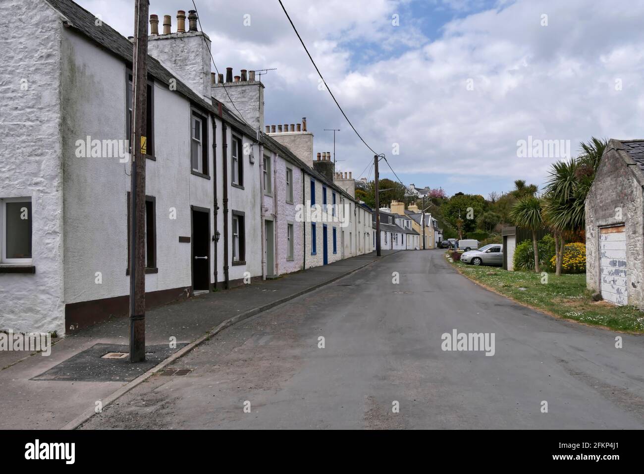 Maisons traditionnelles à Shore Street, Drummore, Mull de Galloway, Écosse, Royaume-Uni Banque D'Images