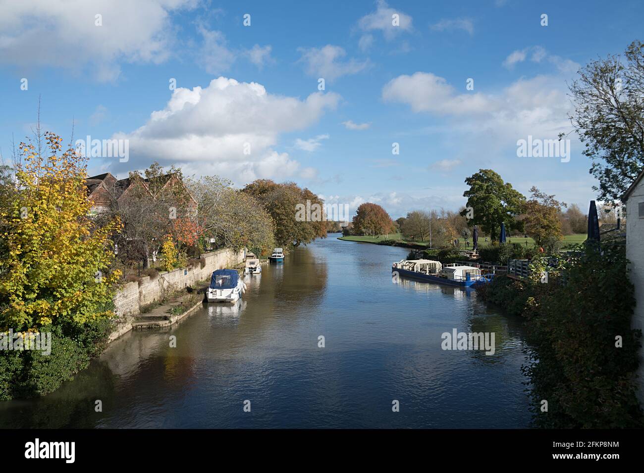 Vue sur la rivière à Abingdon - on -Thames, Oxfordshire Banque D'Images