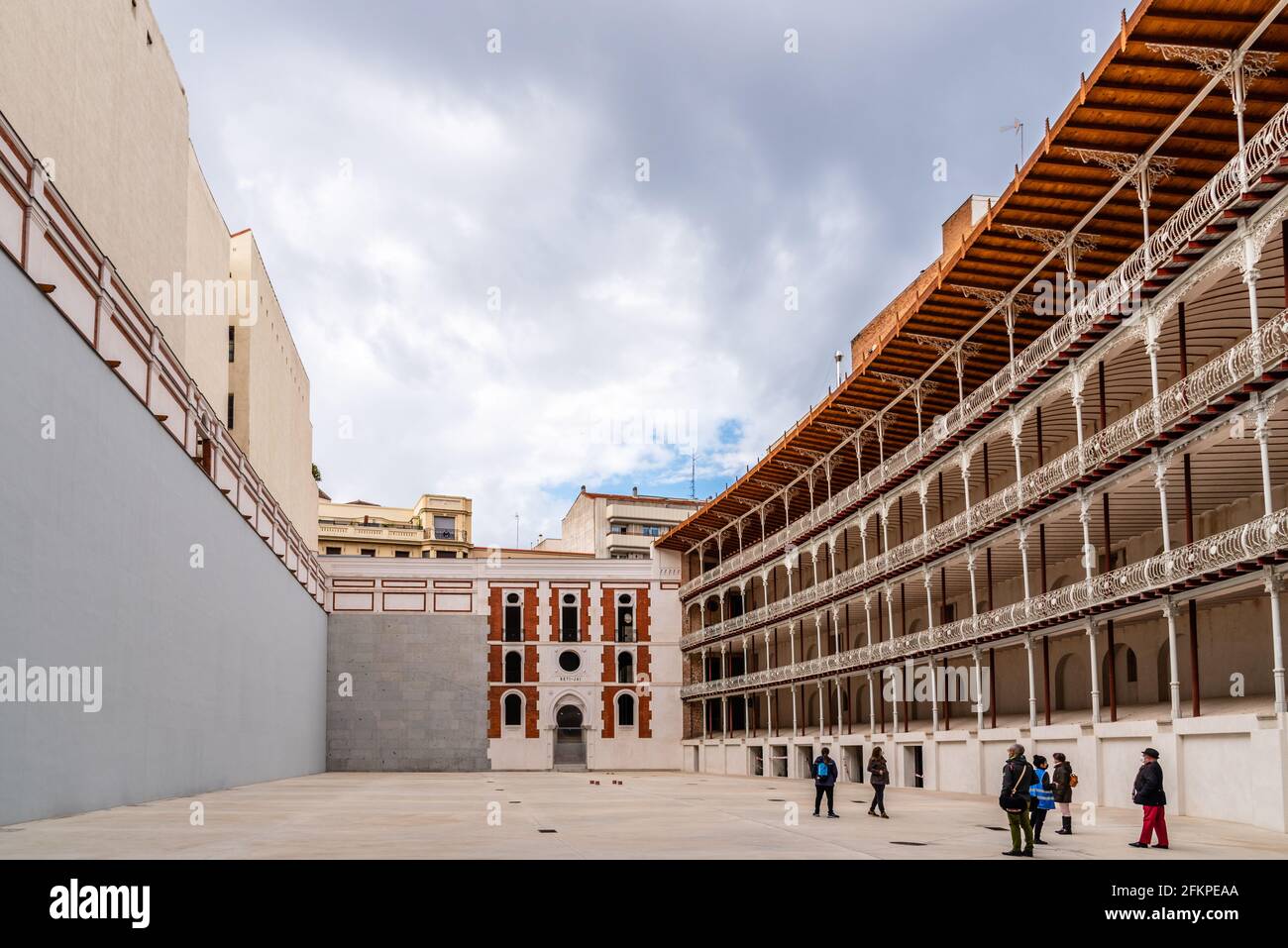 Madrid, Espagne. La façade de Beti Jai à Madrid. C'est un lieu sportif de style néo-Mudejar, le dernier fronton basque de pelota survivant à Madrid Banque D'Images
