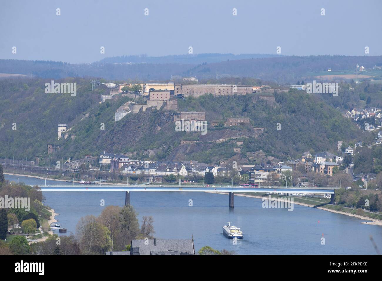 Vue sur Coblence depuis le Rittersturz Banque D'Images