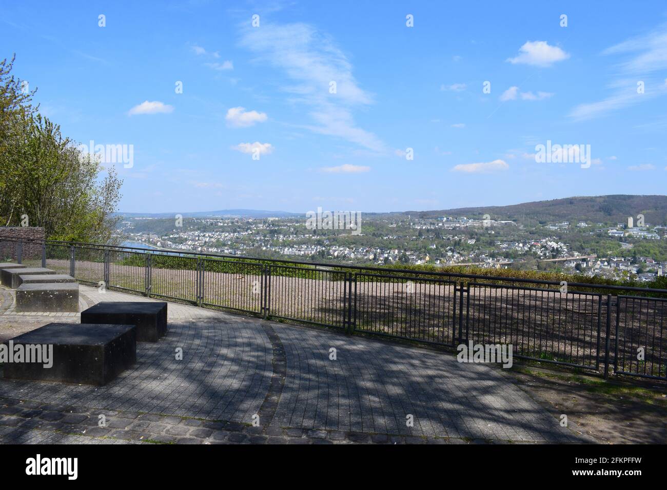 Vue sur Coblence depuis le Rittersturz Banque D'Images