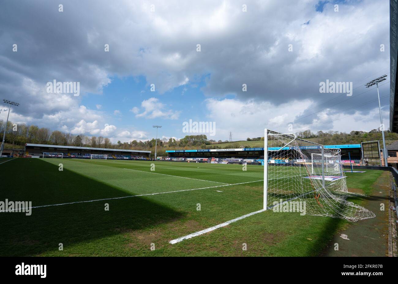 High Wycombe, Royaume-Uni. 1er mai 2021. Vue générale du match préliminaire du stade pendant le Sky Bet Championship, à huis clos, match entre Wycombe Wanderers et A.F.C Bournemouth à Adams Park, High Wycombe, Angleterre, le 1er mai 2021. Photo d'Andy Rowland. Crédit : Prime Media Images/Alamy Live News Banque D'Images