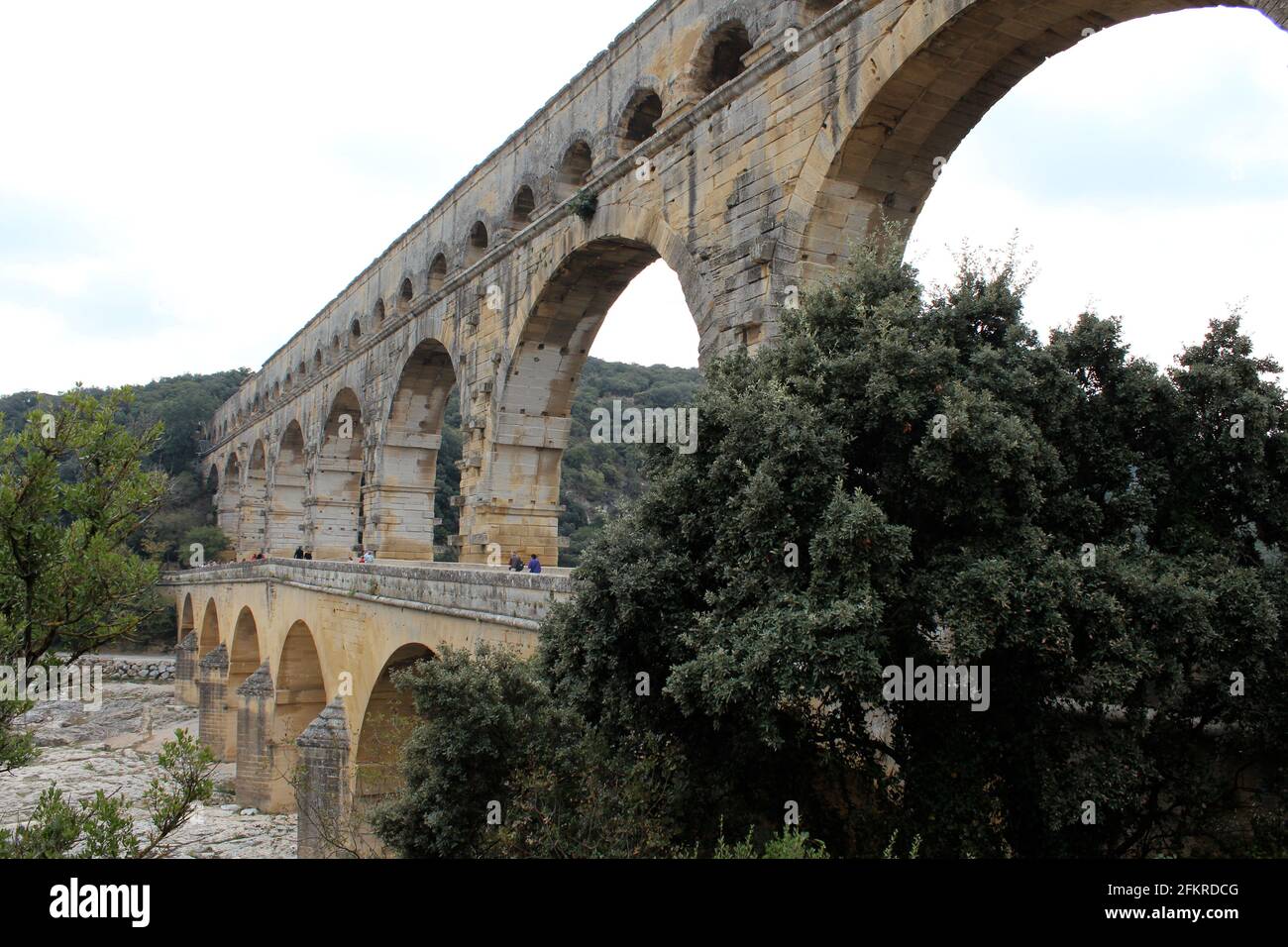 Aqueduc romain antique. Pont du Gard à Avignon France Banque D'Images