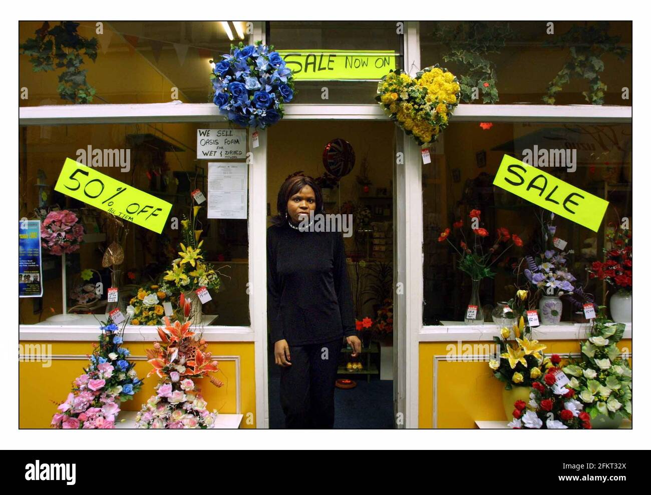 VOX par Steve Bogan à Brixton pour décriminaliser dope.Paula Santos assistant à Flowers & More à côté de Coldport Lane Banque D'Images