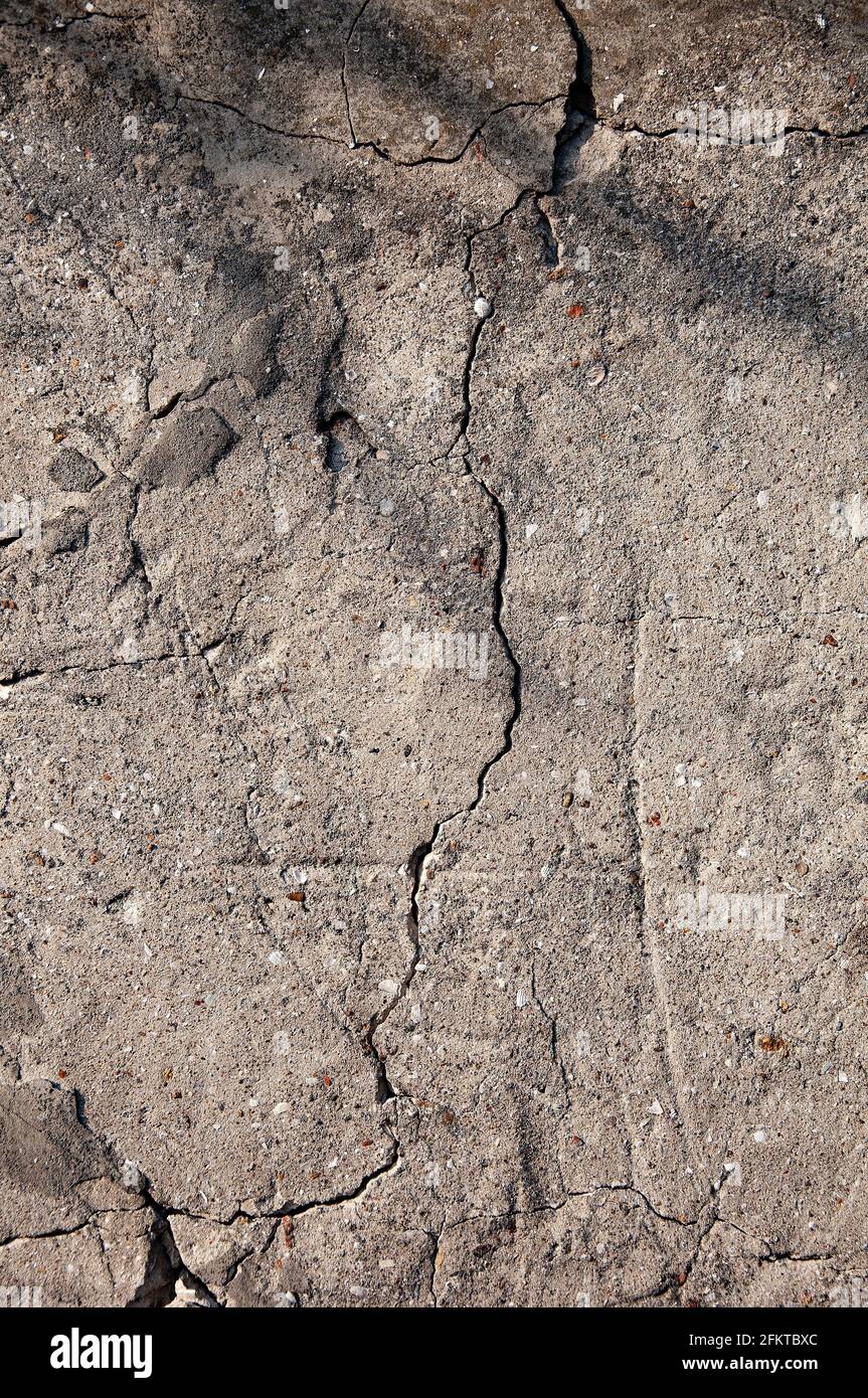 Détresse vieux béton fissuré, ciment, texture de mur d'asphalte. Surface et arrière-plan pour la conception Web et le papier peint Banque D'Images