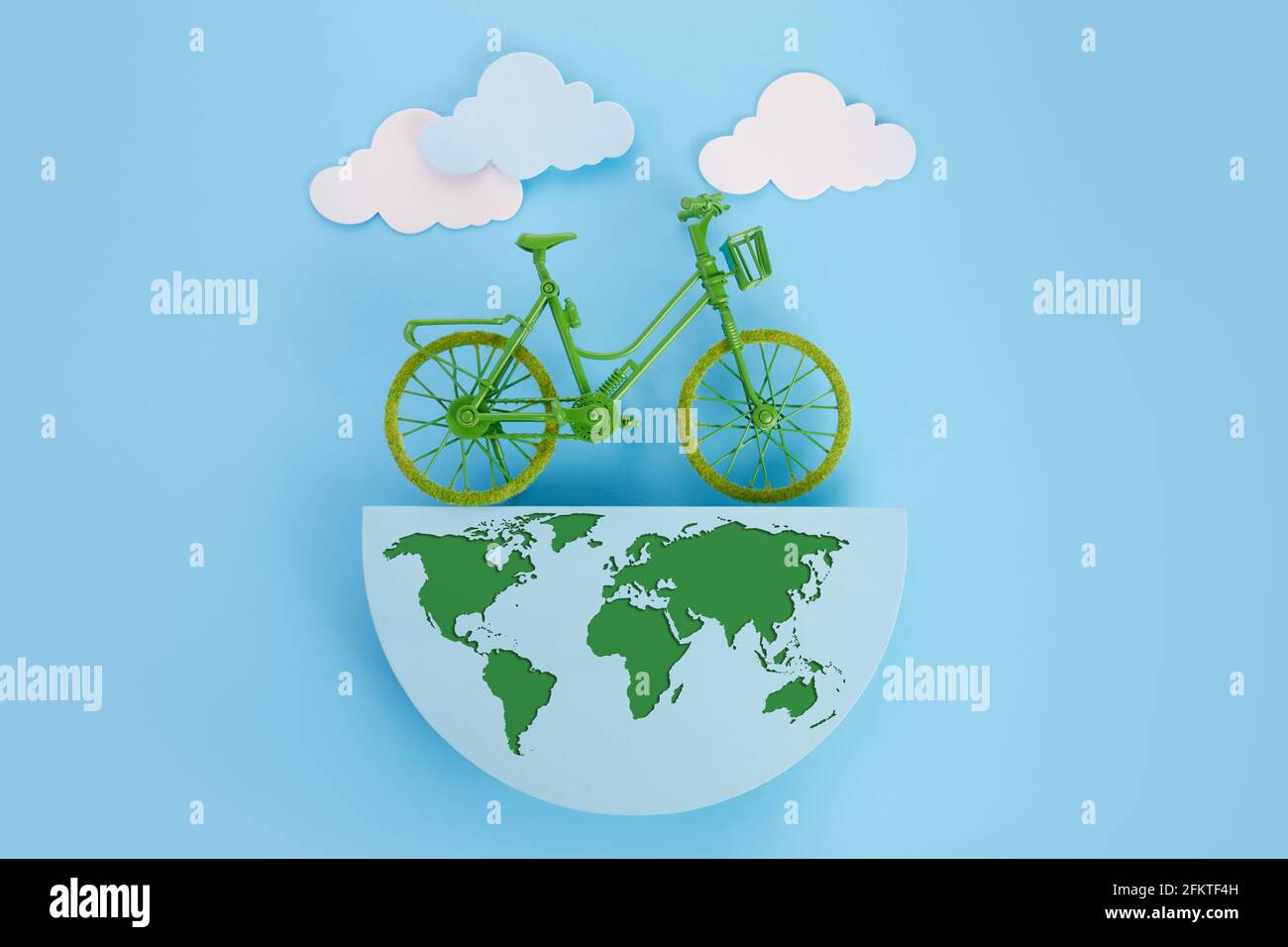 3 juin Journée mondiale du vélo. Vélo vert et monde. Préserver  l'environnement Photo Stock - Alamy