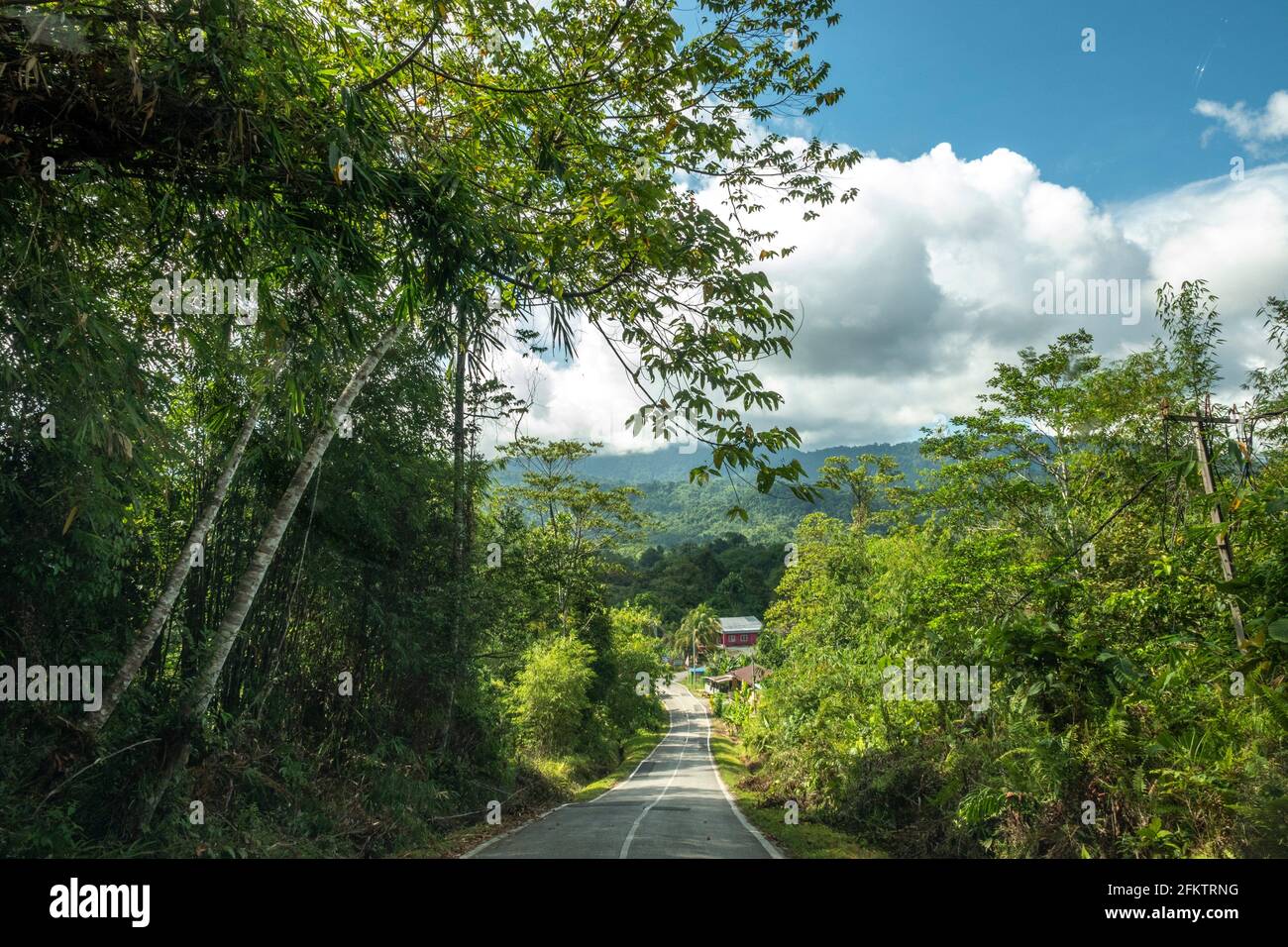 Kampung Semaru Road, Padawan, Sarawak, Malaisie orientale Banque D'Images