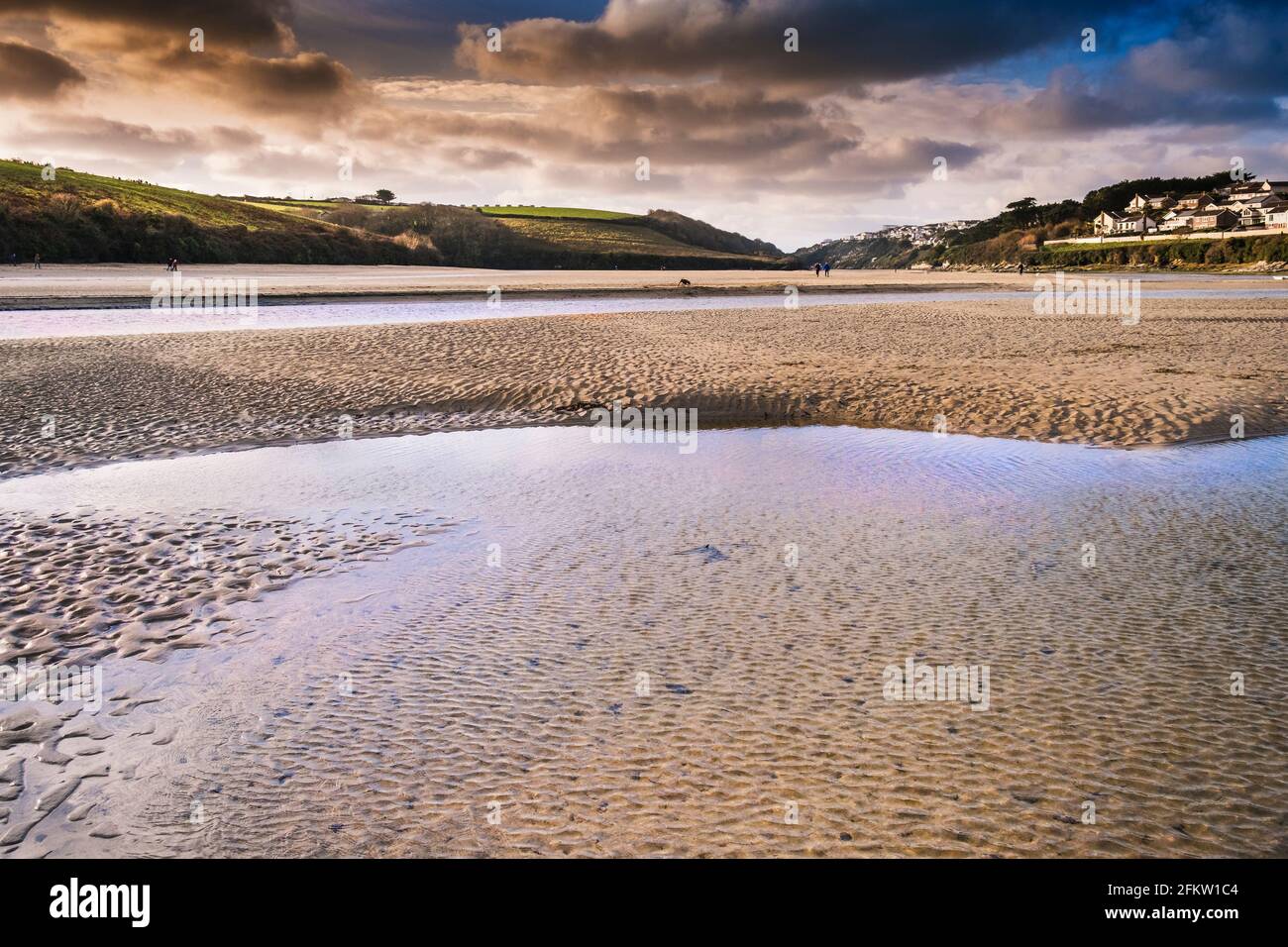 La rivière Gannel à marée basse à Newquay en Cornouailles. Banque D'Images