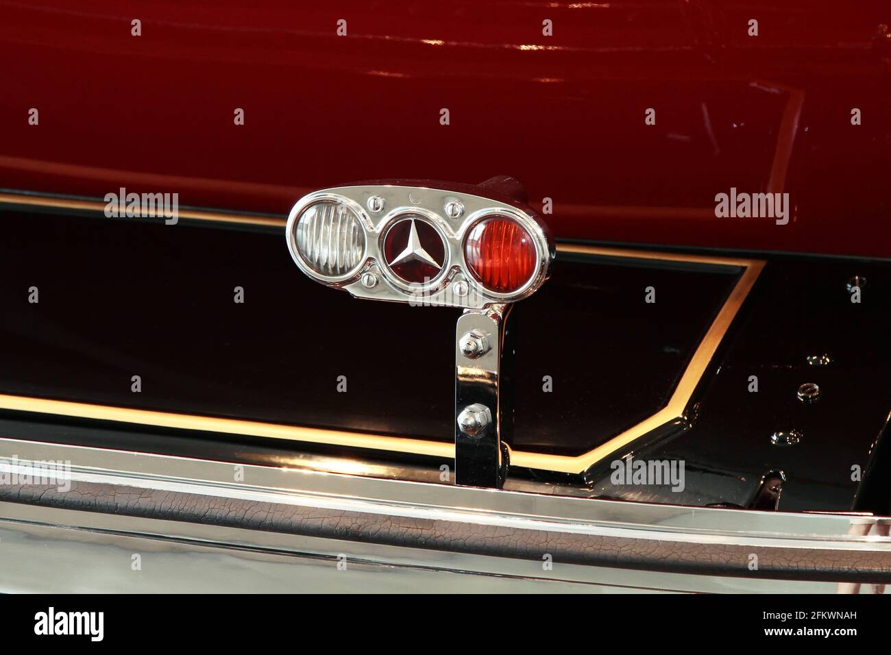 STUTTGART, ALLEMAGNE - 10 JUIN 2018 : exposition permanente du musée automobile Mercedes-Benz. Banque D'Images