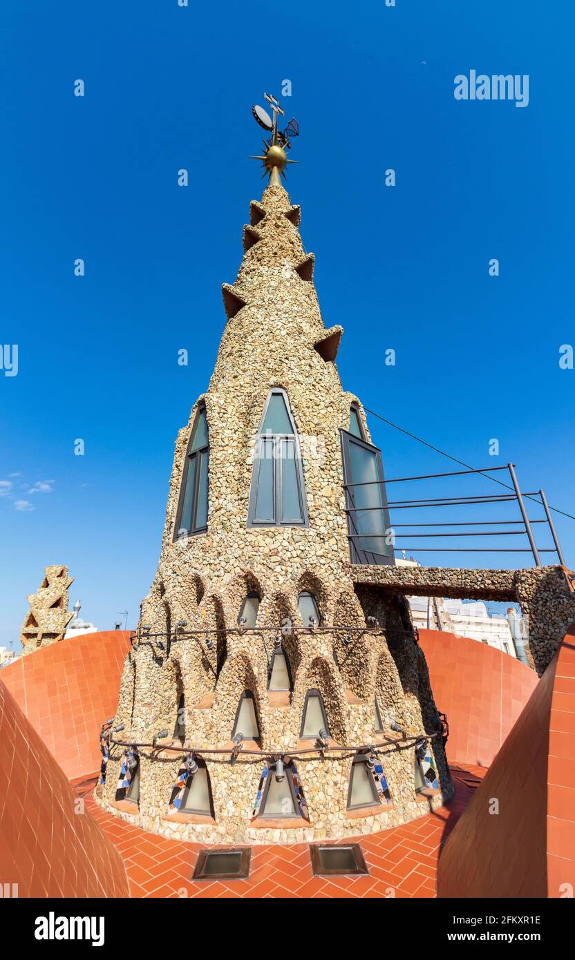 Extérieur du Palau Guell à Barcelone, art typique d'Antonio Gaudi Banque D'Images