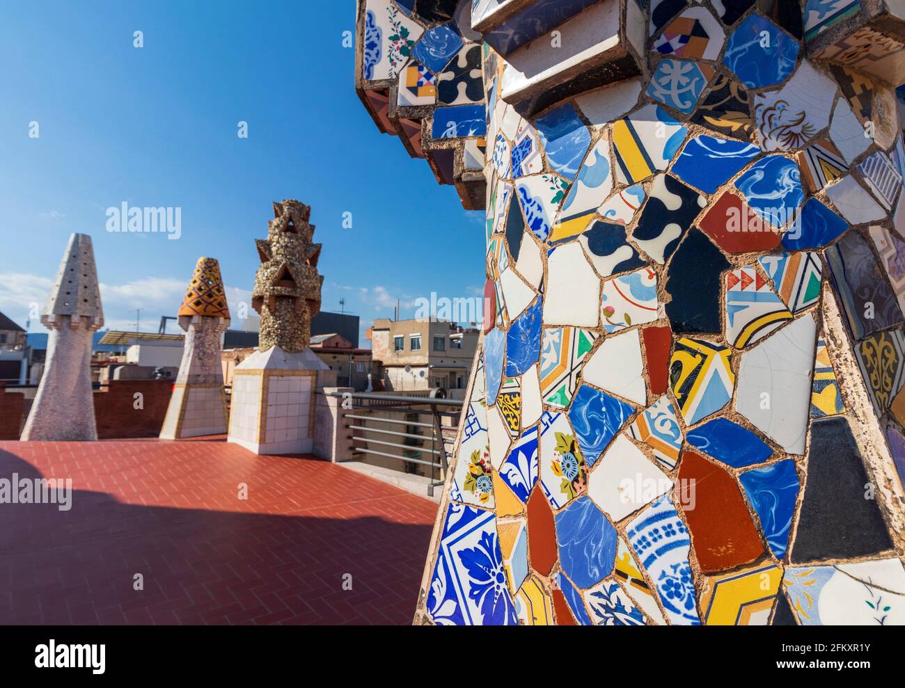 Extérieur du Palau Guell à Barcelone, art typique d'Antonio Gaudi Banque D'Images