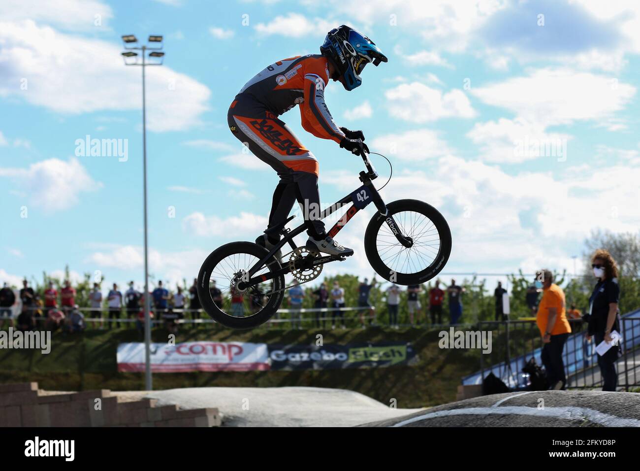 Vérone, Italie. 02 mai 2021. Jay SCHIPPERS des pays-Bas participe au BMX Racing Men Elite Round 2 de la coupe d'Europe de l'UEC à l'arène olympique du BMX le 2 mai 2021 à Vérone, Italie Credit: Mickael Chavet/Alay Live News Banque D'Images