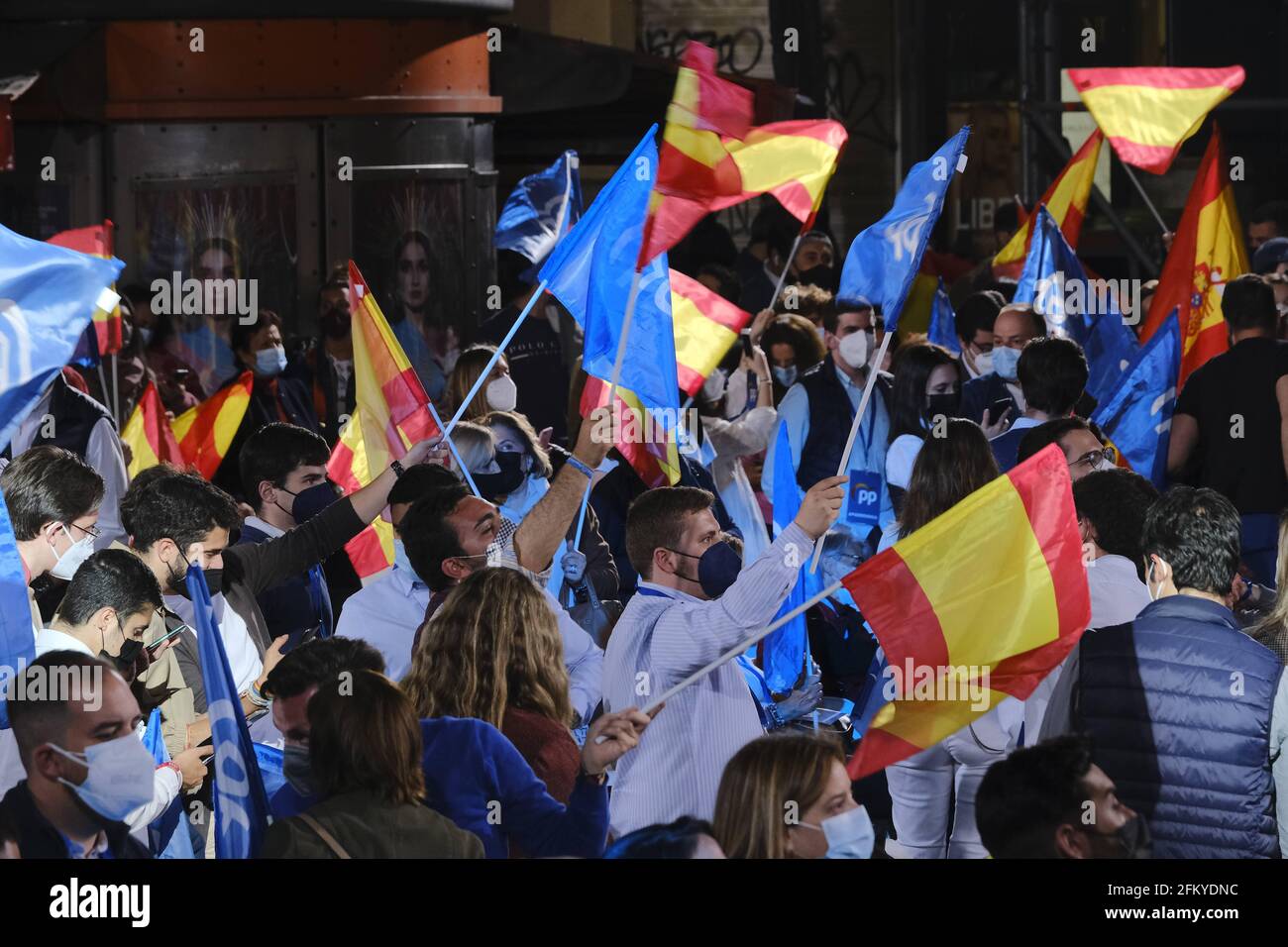 Madrid, Espagne. 04e mai 2021. People durant la nuit électorale du Partido Popular “ PP ” pour les élections autonomiques de Madrid à Madrid le mardi 05 mai 2021. Credit: CORMON PRESSE/Alamy Live News Banque D'Images