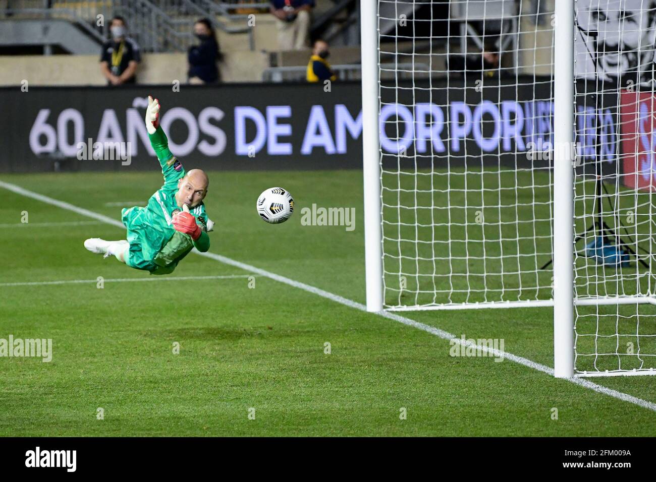 Brad Guzan gardien saute et plonge pour un ballon lors d'une 1-1 2e jambe cravate. L'Union de Philadelphie avance en demi-finale avec un score global de 4-1-1. Crédit : Don Mennig/Alamy Live News Banque D'Images