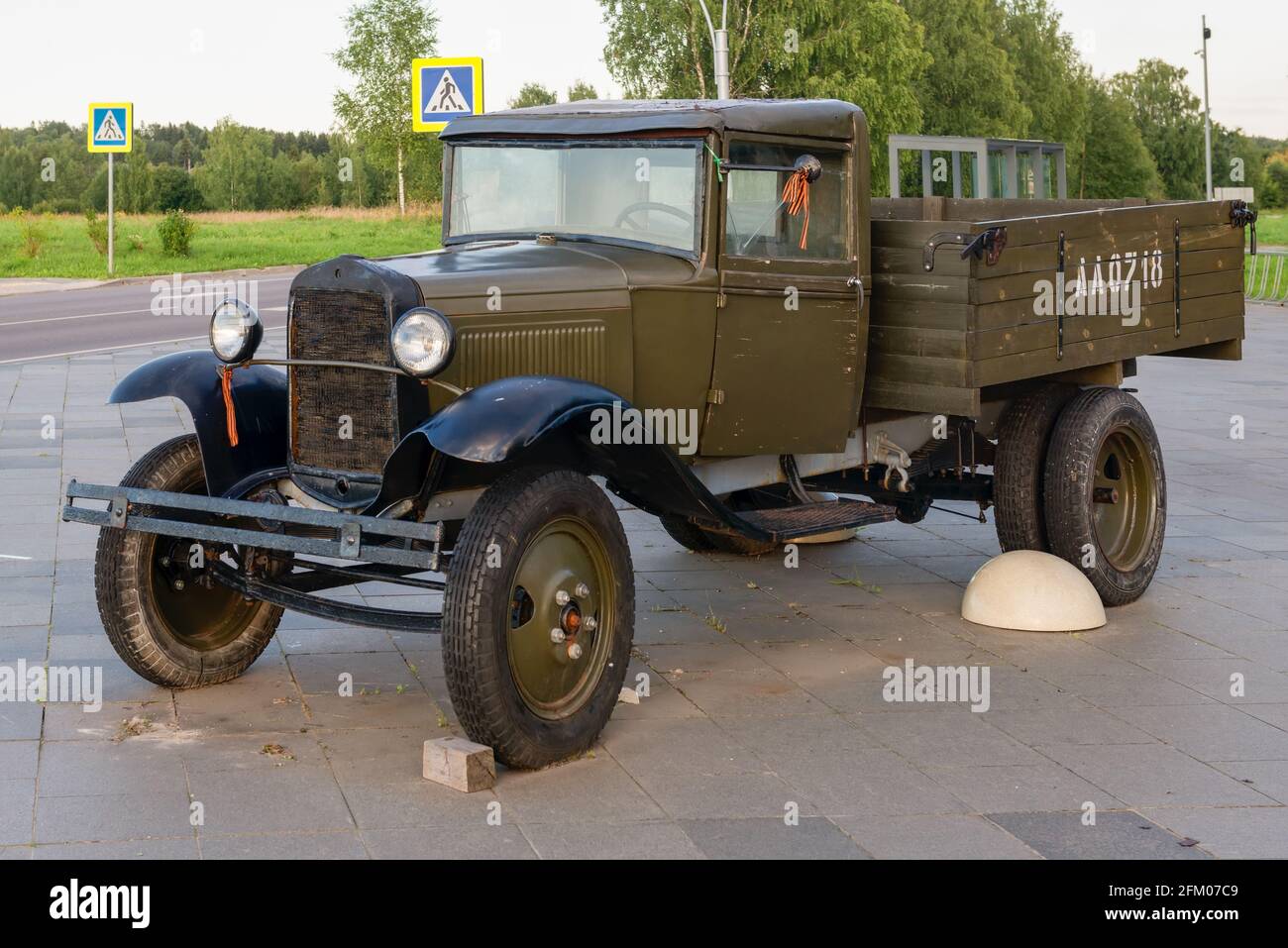 Village de Nelidovo, district de Volokolamsk, région de Moscou - 20 août 2020 : CAMION militaire DE L'URSS de gaz-MM basé sur le modèle AA de Ford. Russe soviétique vieux c Banque D'Images