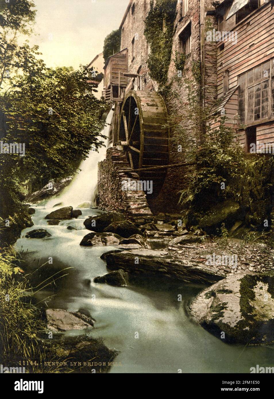 Le moulin de Lyn Bridge Lynton à Devon vers 1890-1900 Banque D'Images