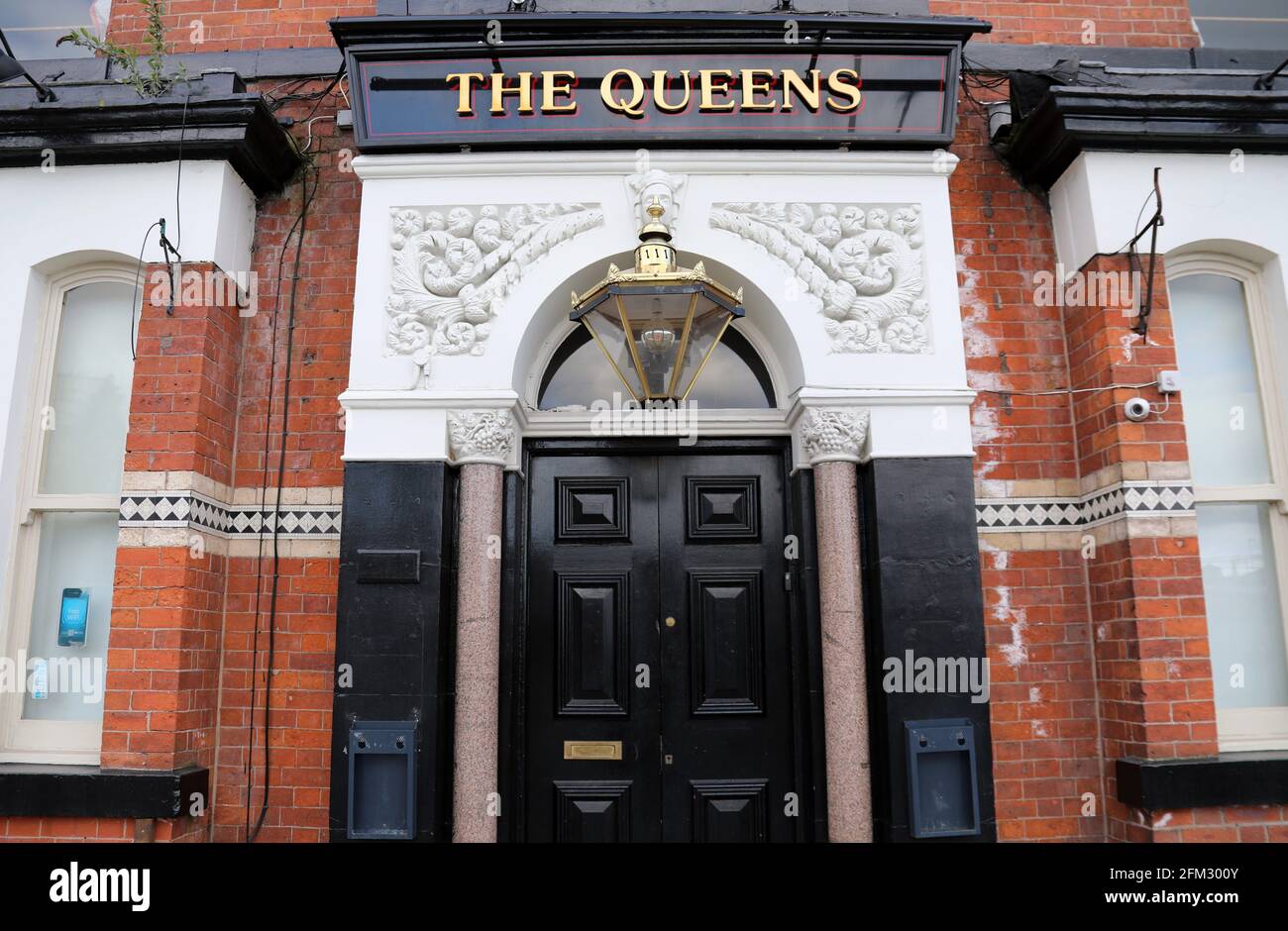 La maison publique Queens à Macclesfield à Cheshire Banque D'Images