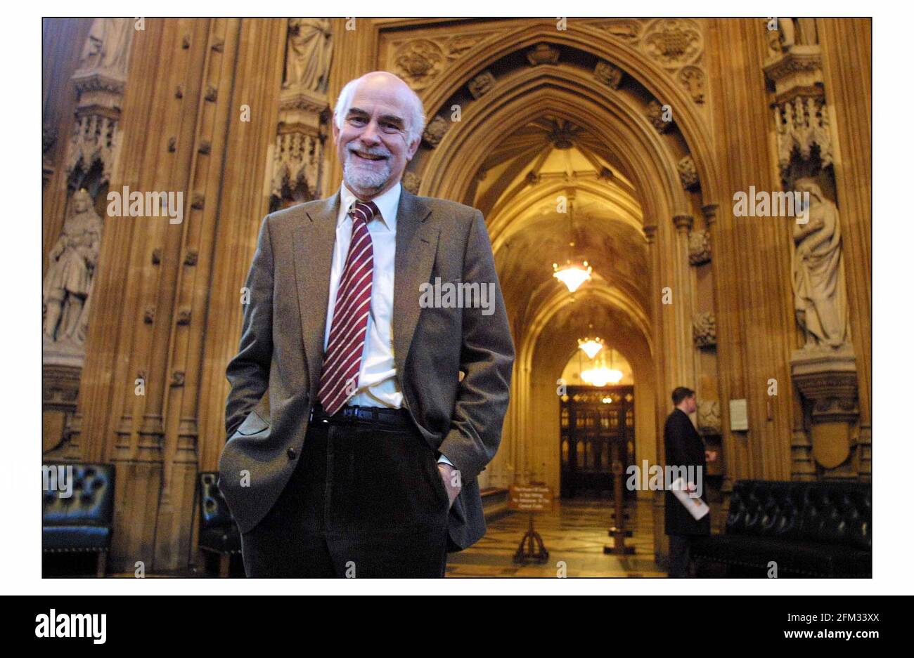 Trevor Kavanagh... Political Editor of the Sun.(photo prise dans le hall central avant que la police ne m'ait dit qu'il n'y avait pas de photographie autorisée. Vous décidez de l'utiliser ou non) pic David Sandison 31/1/2003 Banque D'Images