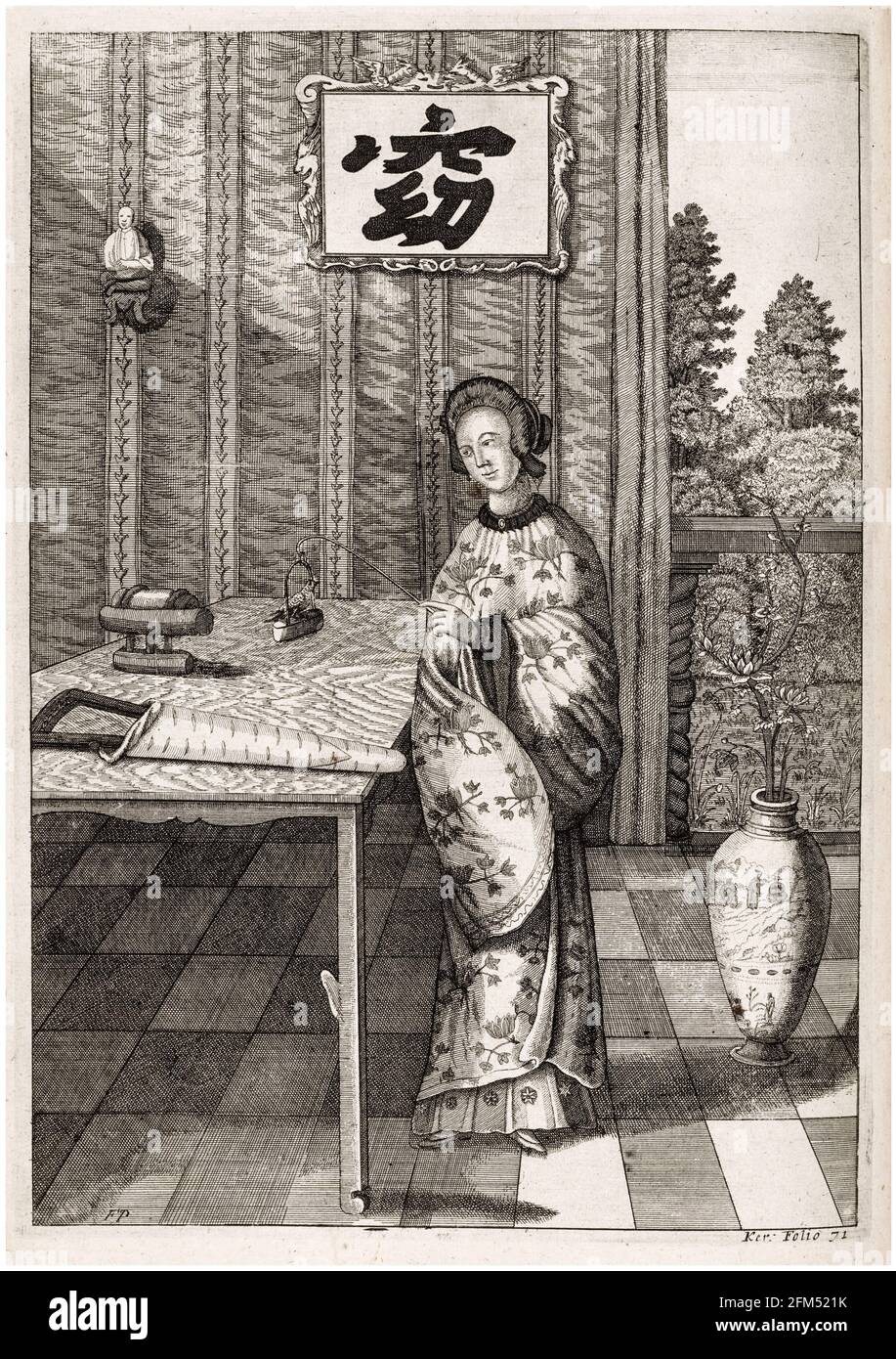 Femme chinoise en robe traditionnelle à une table avec un petit oiseau et Qin ou cithare: Du livre une ambassade de la Compagnie est-Inde des provinces-Unis au Grand Tartar Cham, Empereur de Chine, par Johannes Nieuhof, gravure par Venceslaus Holar, 1669 Banque D'Images
