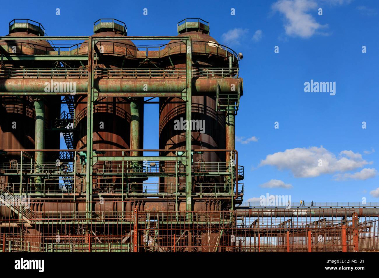 Detail, les aciéries Phoenix West disused et les fours à vapeur, autrefois partie de ThyssenKrupp Steel à Dortmund, en Allemagne Banque D'Images