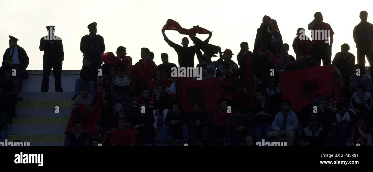 FANS À L'ÉPREUVE DE LA COUPE DU MONDE D'ANGLETERRE DE L'ALBANIE V. Banque D'Images