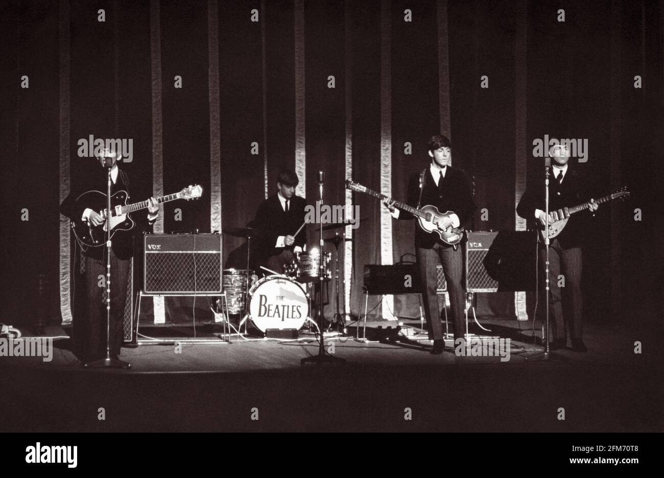 Premières performances des Beatles, y compris (de L à R) George Harrison, Ringo Starr, Paul McCartney et John Lennon, c1963. Banque D'Images