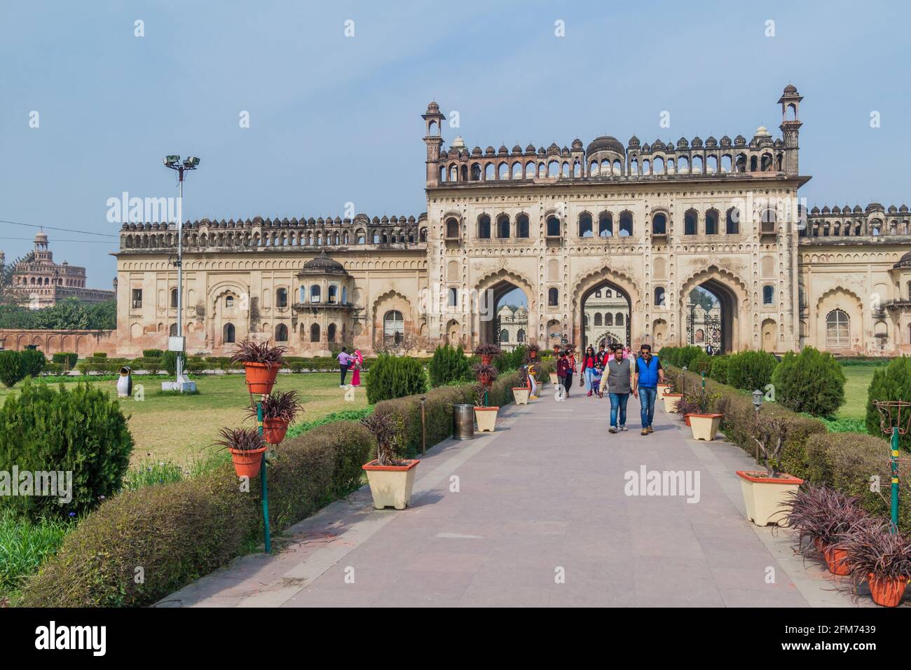 LUCKNOW, INDE - 3 FÉVRIER 2017 : porte d'entrée de Bara Imambara à Lucknow, État de l'Uttar Pradesh, Inde Banque D'Images