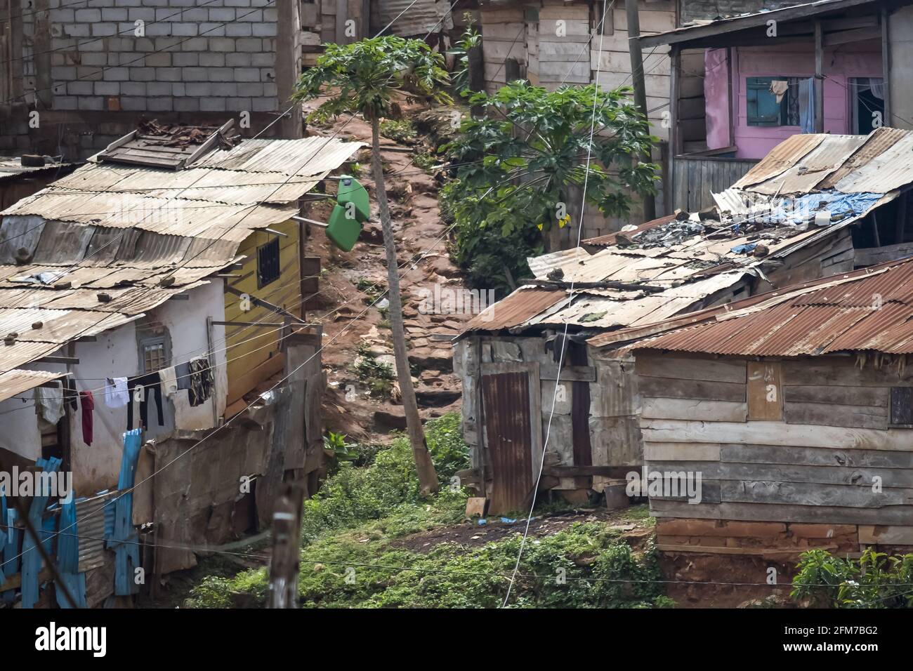 Maisons de ghetto à Yaoundé, Cameroun Banque D'Images