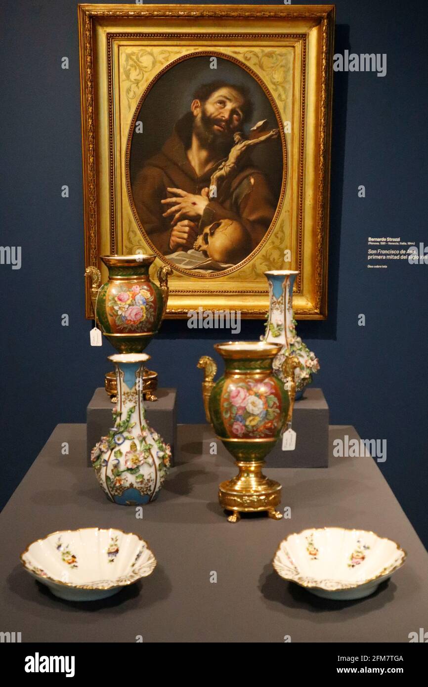MEXICO, MEXIQUE - MAI 6: Le Museo Nacional de San Carlos rouvre avec l'exposition 'Infinite archive d'un tableau en doute. Le cas de Maria Morelli'; objets d'art et documents; du 6 mai au 15 août 2021. L'exposition 'l'archive infinie d'une peinture dans le doute. Le cas de Maria Morelli, est composé d'œuvres, de sculptures, de gravures et de photographies, liées à l'œuvre Saint Jean-Baptiste enfant (1855-57), attribuée à l'origine à l'artiste français Jean-Auguste-Dominique Ingres. Photo le 6 mai 2021 à Mexico, Mexique. Crédit : Luis Barron/Groupe Eyepix/accès photo Banque D'Images
