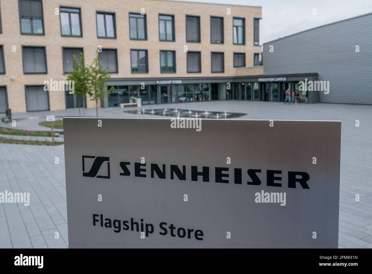 Wedemark, Allemagne. 13 juin 2016. Le siège du fabricant d'audio et de  microphone Sennheiser. Les écouteurs Sennheiser seront fabriqués sous la  direction suisse à l'avenir. Sonova, l'un des principaux fournisseurs  suisses de