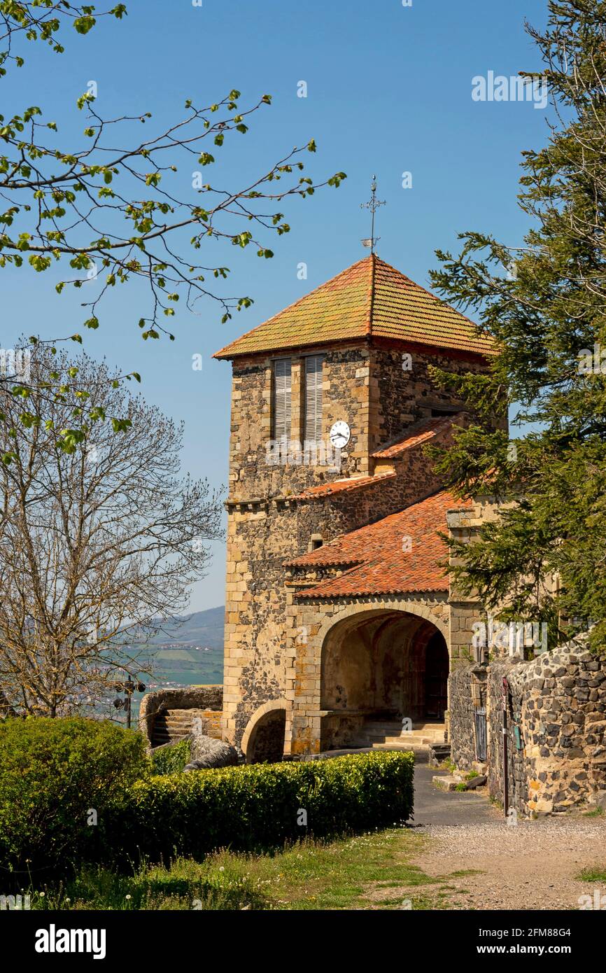 Église Saint Maurice, village d'Usson, département du Puy de Dôme, Auvergne-Rhône-Alpes , France Banque D'Images