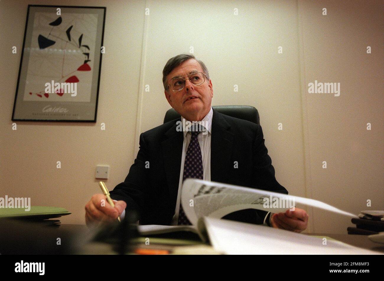 Sir Anthony Hammond QC janvier 2001, qui dirige l'enquête Dans le scandale Hindouja Passport qui a forcé le ministre de l'Irlande du Nord Peter Mandelson démissionnera du gouvernement Banque D'Images