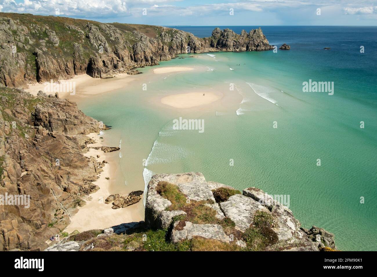 Pedn Vounder Beach, à l'ouest de Cornwall, au Royaume-Uni à marée basse Banque D'Images