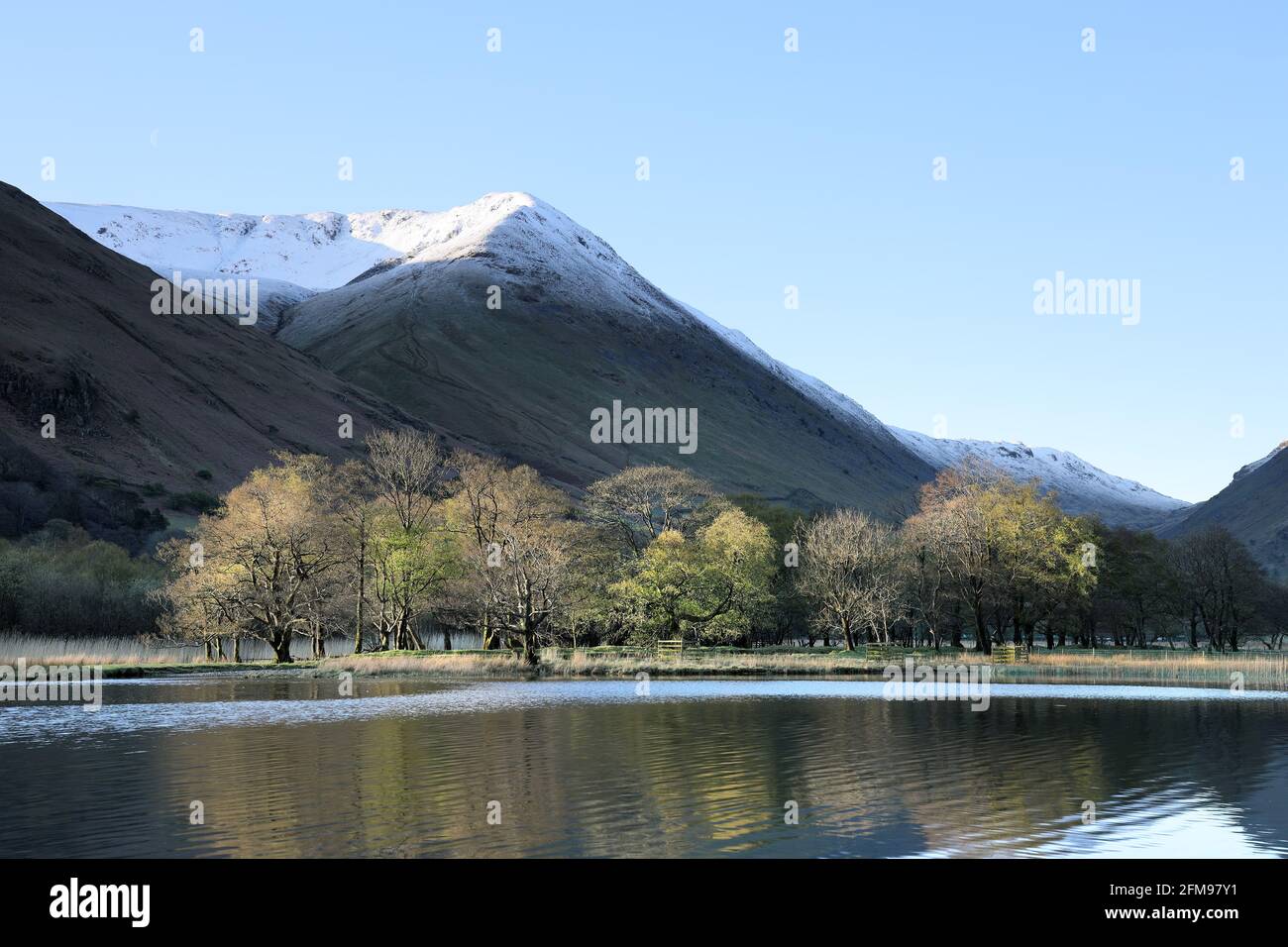 Caudale Moor et Rough Edge de Brothers Water, Lake District, Cumbria, Royaume-Uni Banque D'Images