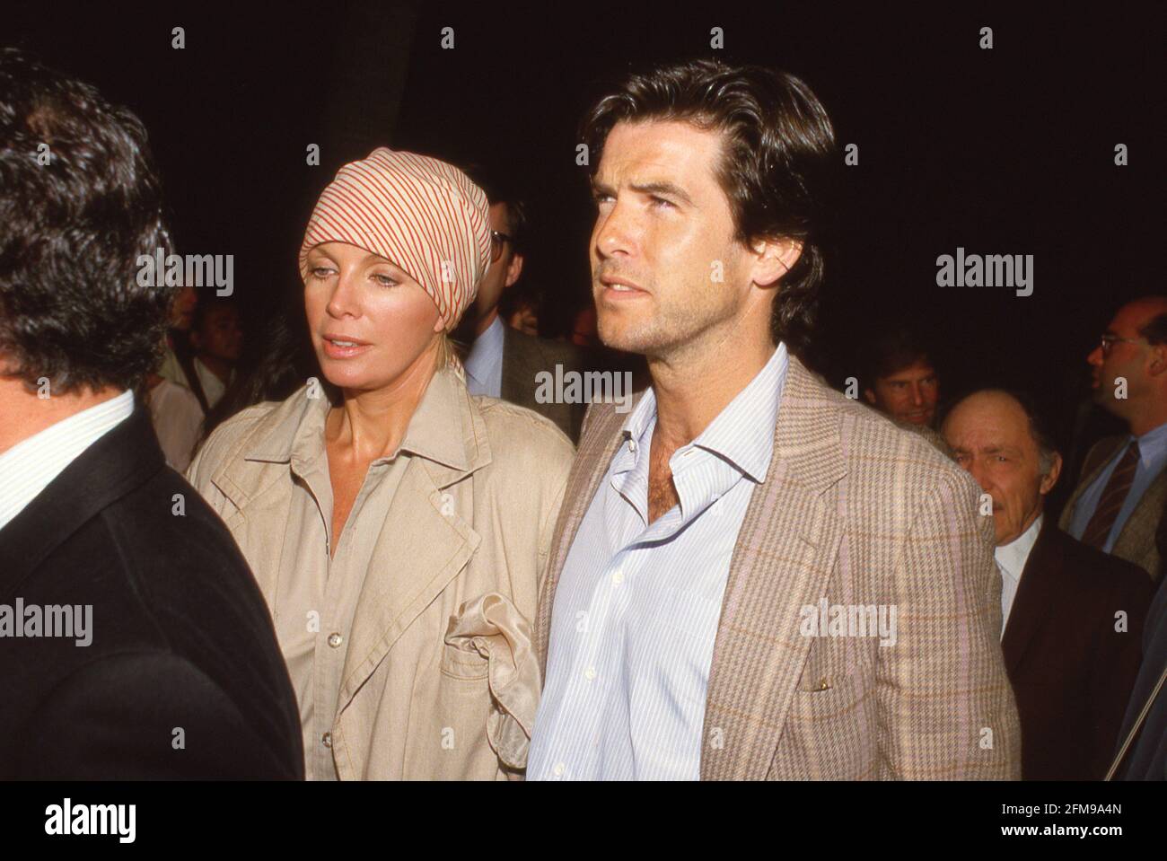 Pierce Brosnan et Cassandra Harris Circa 1990 crédit Ralph Dominguez