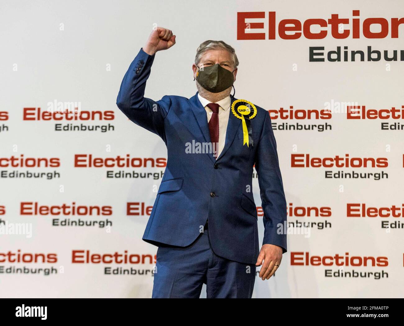 Édimbourg, Royaume-Uni. 07 mai 2021 en photo : Angus Robertson est déclaré vainqueur de la circonscription centrale d'Édimbourg. Le décompte des élections parlementaires écossaises de 2021 dans la région de Lothian a eu lieu au Royal Highland Centre à Édimbourg. Crédit : Rich Dyson/Alay Live News Banque D'Images