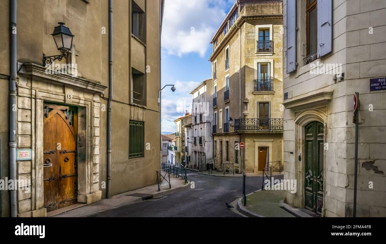 Scène de rue à Béziers. La plus ancienne ville de France. Banque D'Images