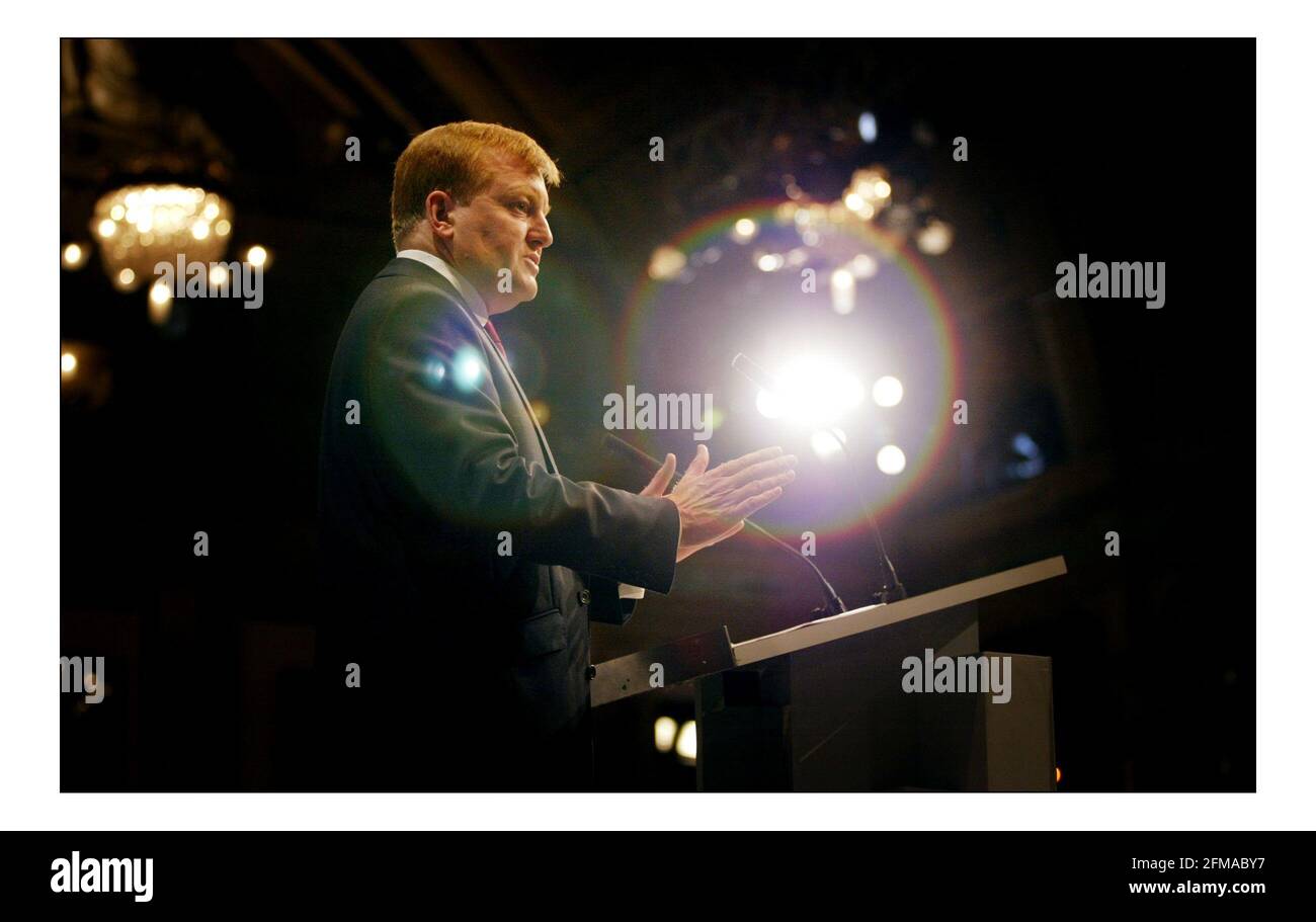 Charles Kennedy prend la parole à la Conférence des libéraux démocrates de 2005. Tuesdaypic David Sandison 20/9/2005 Banque D'Images