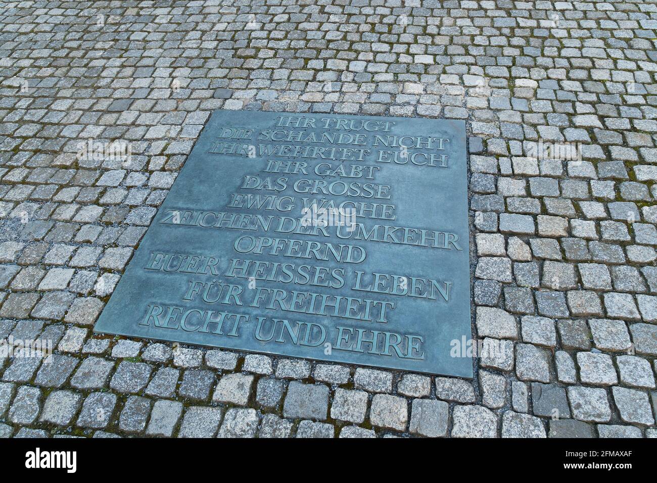 Berlin, centre allemand de la résistance, Bendlerblock, plaque commémorative pour les officiers exécutés le 20 avril 1944 Banque D'Images