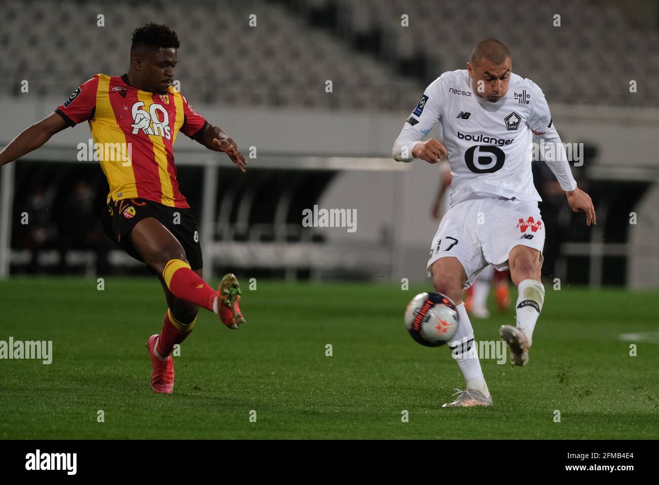 Objectif Hauts De France France 8 Mai 2021 Avant De Lille Burak Yilmaz En Action Pendant Le Championnat Francais De Football Ligue 1 Uber Lille Mange Contre Rc Lens Au Stade Felix