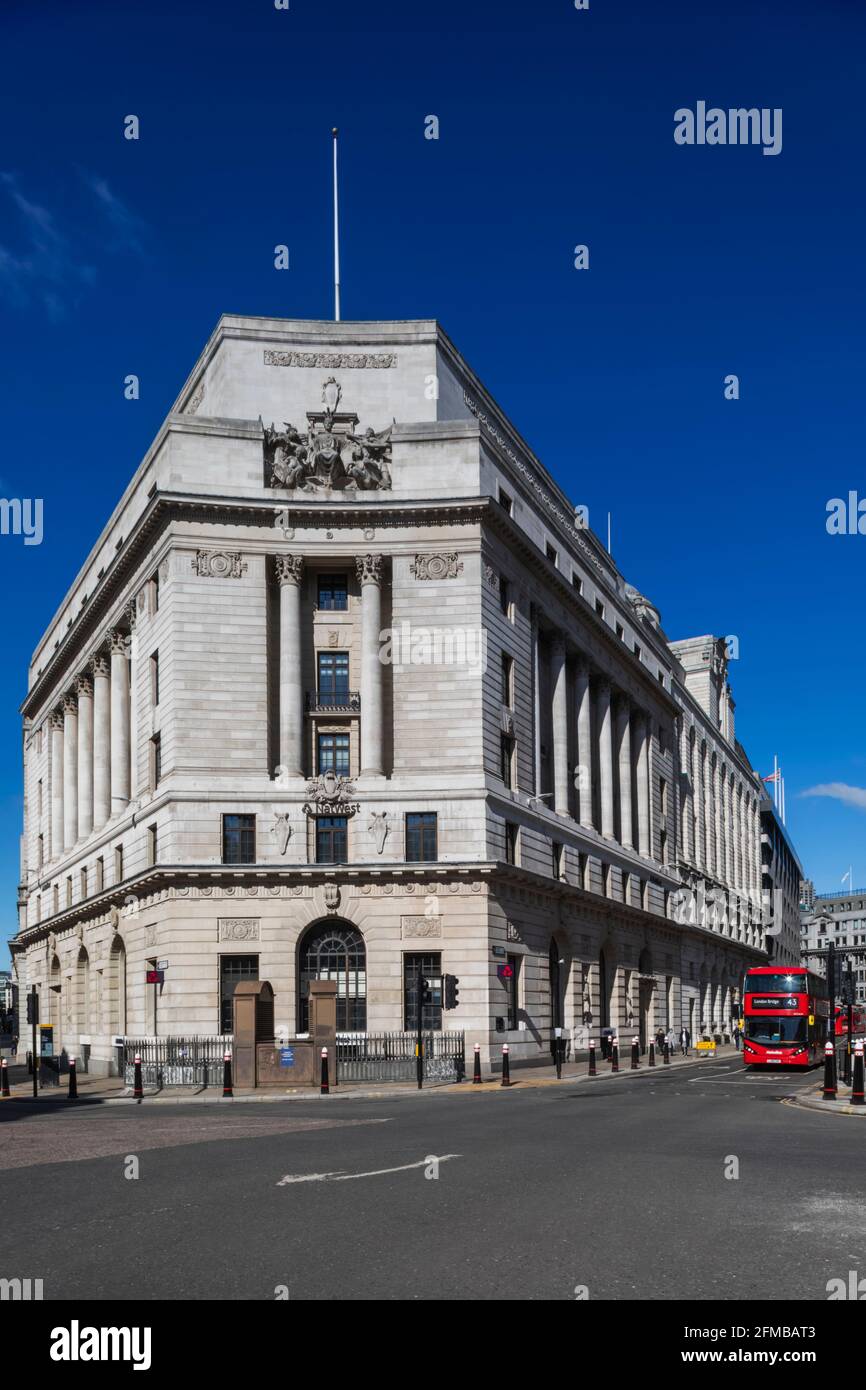 Angleterre, Londres, ville de Londres, immeuble NatWest Bank au coin de Princes Street et Poultry Banque D'Images