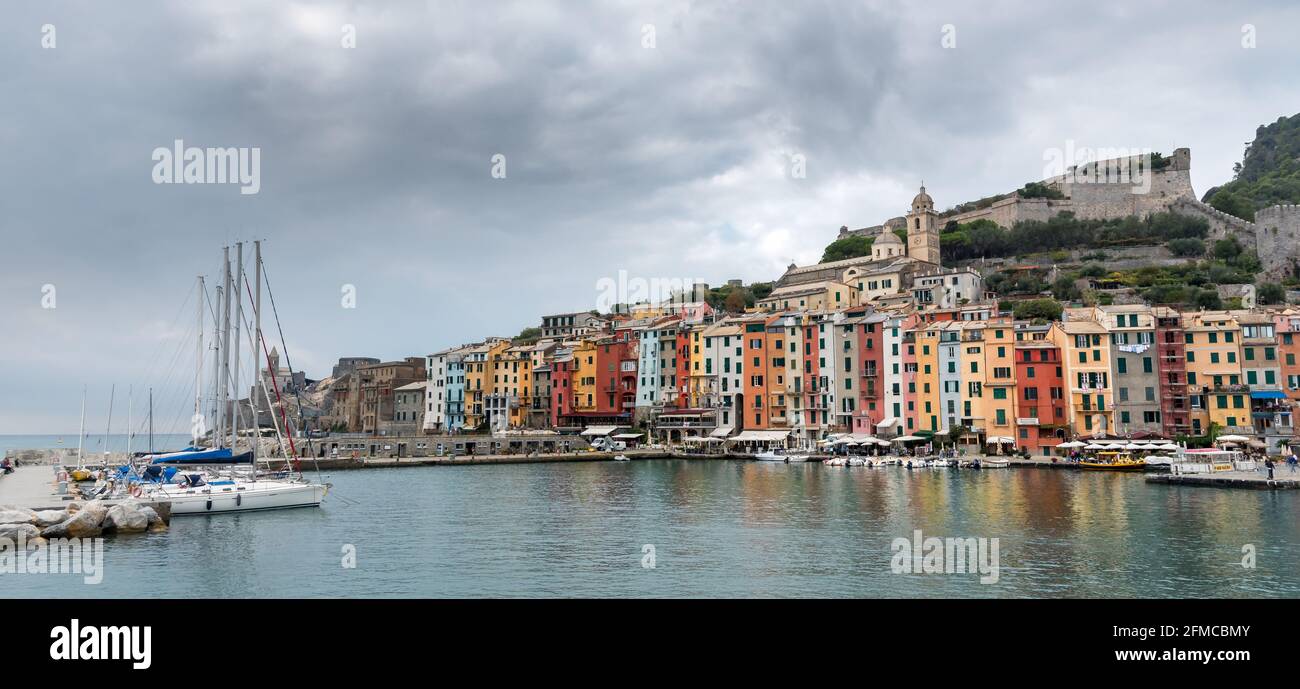 Village de pêcheurs de Portovenere, Cinque Terre Ligurie, Italie Banque D'Images