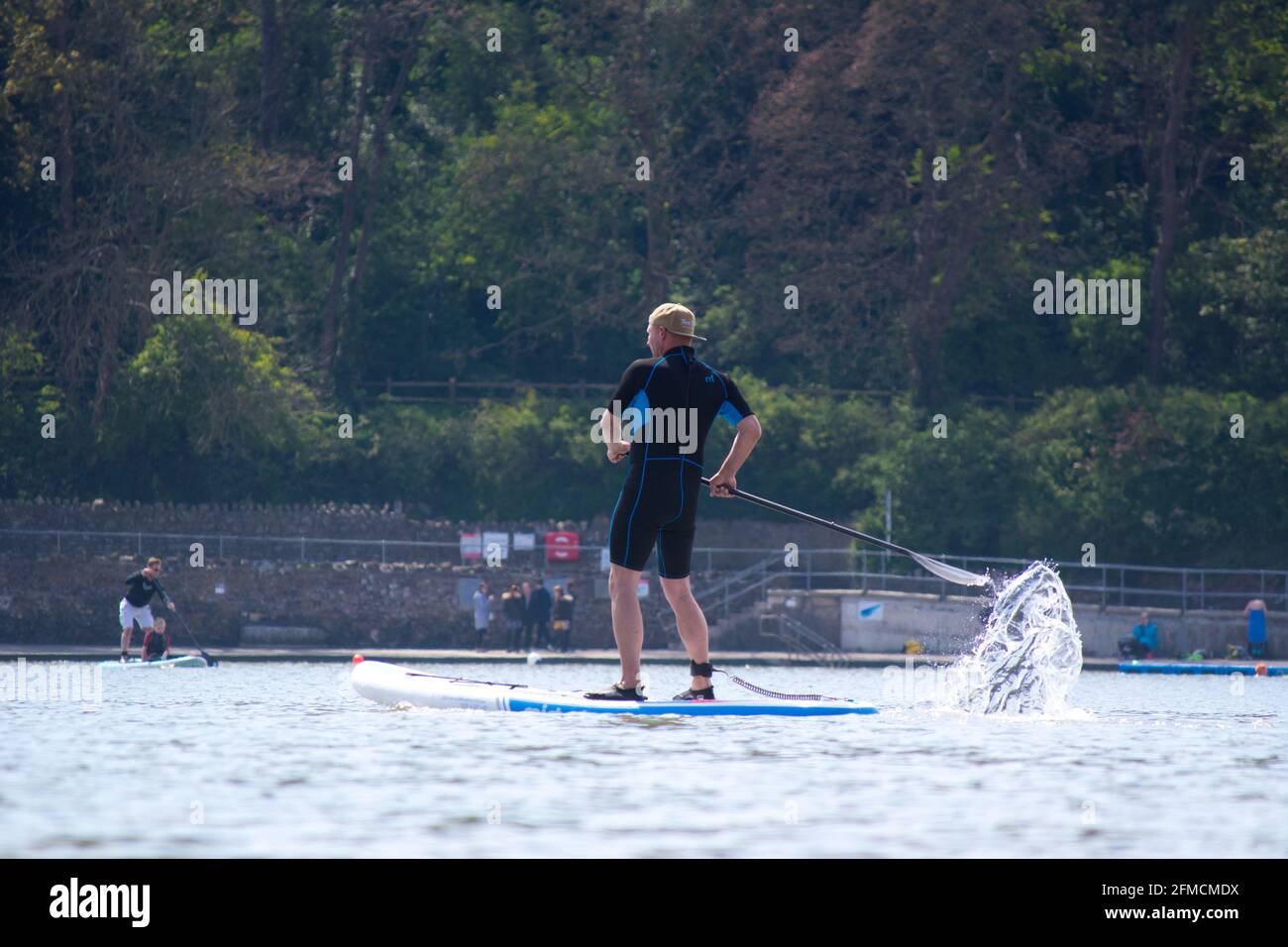 Paddle-board à Clevedon, Royaume-Uni. Banque D'Images