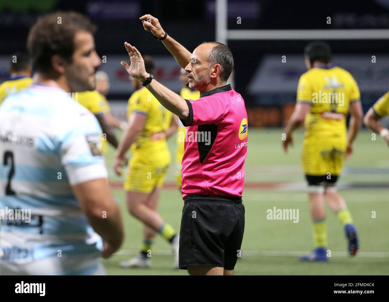 Arbitre Romain Poite Lors Du Championnat De France Top 14 Des Matches De Rugby Entre Racing 92 Et Asm Clermont Auvergne Le 8 Mai 21 A Paris La Defense Arena A Nanterre