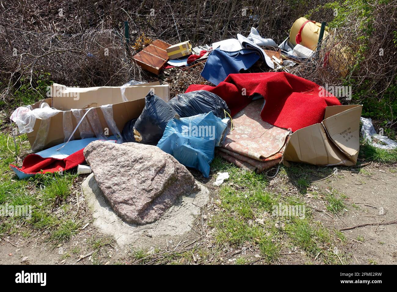 Déchets de rue à Berlin Banque D'Images