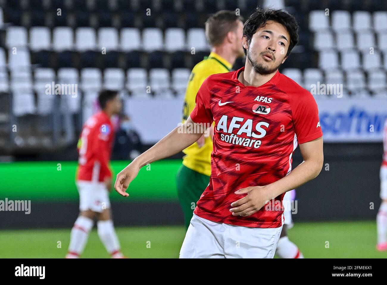 08-05-2021: Voetbal: AZ v Fortuna Sittard: Alkmaar ALKMAAR, PAYS-BAS - MAI 8: Yukinari Sugawara d'AZ pendant le match néerlandais entre AZ et Fortuna Sittard au stade AFAs, le 8 mai 2021 à Alkmaar, pays-Bas (photo de Patrick Goosen/Orange Pictures) Banque D'Images